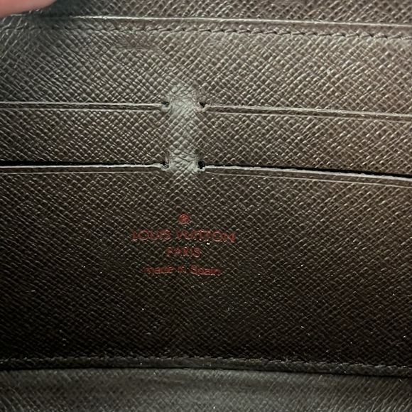 Louis Vuitton Zippy Wallet - Picture 6 of 9